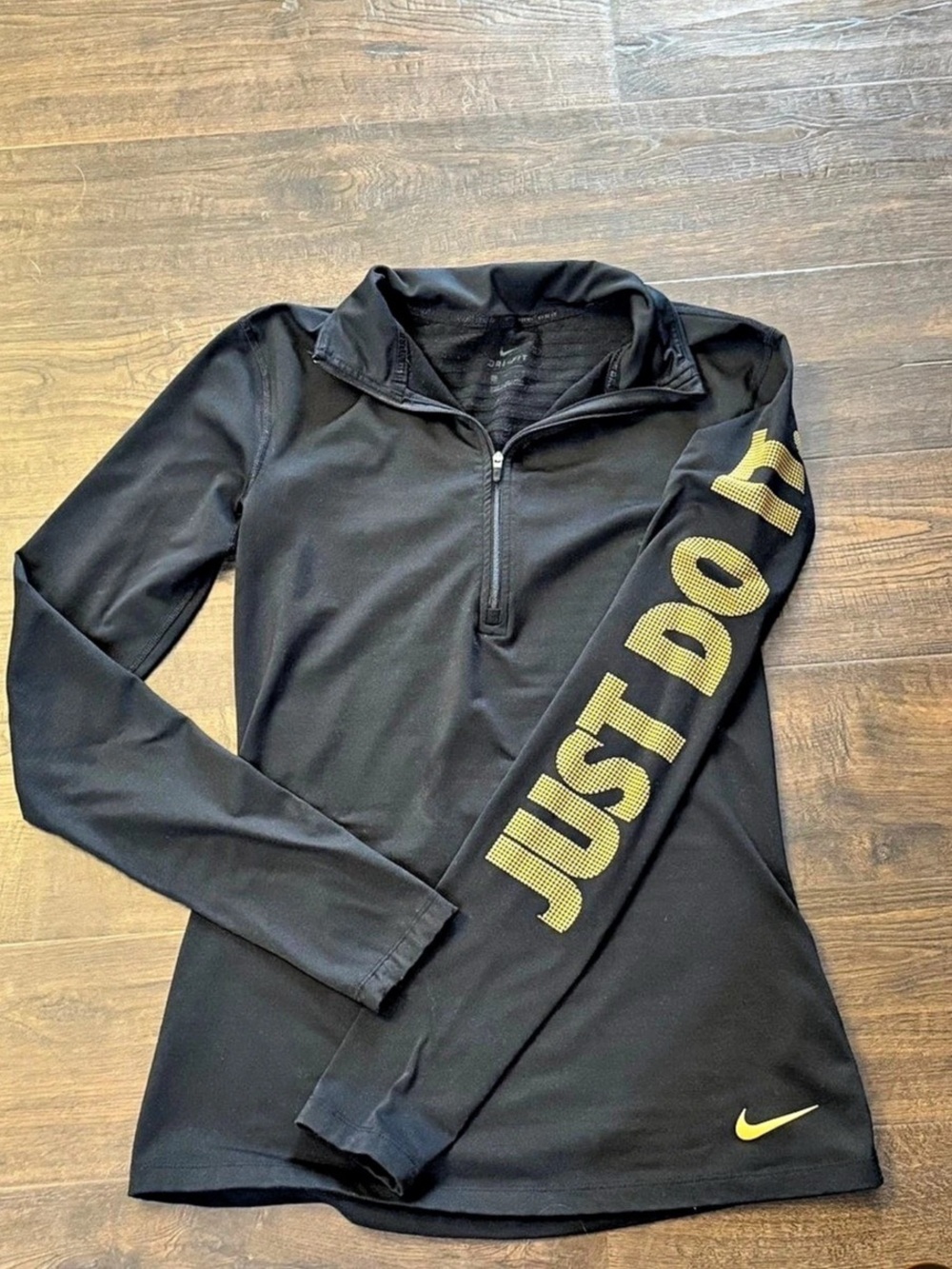 Nike Sportswear Shine Funnel-Neck Half-Zip Fleece Top Black size large
